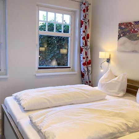 Hotel Zum Strandlaufer Ahrenshoop Kültér fotó