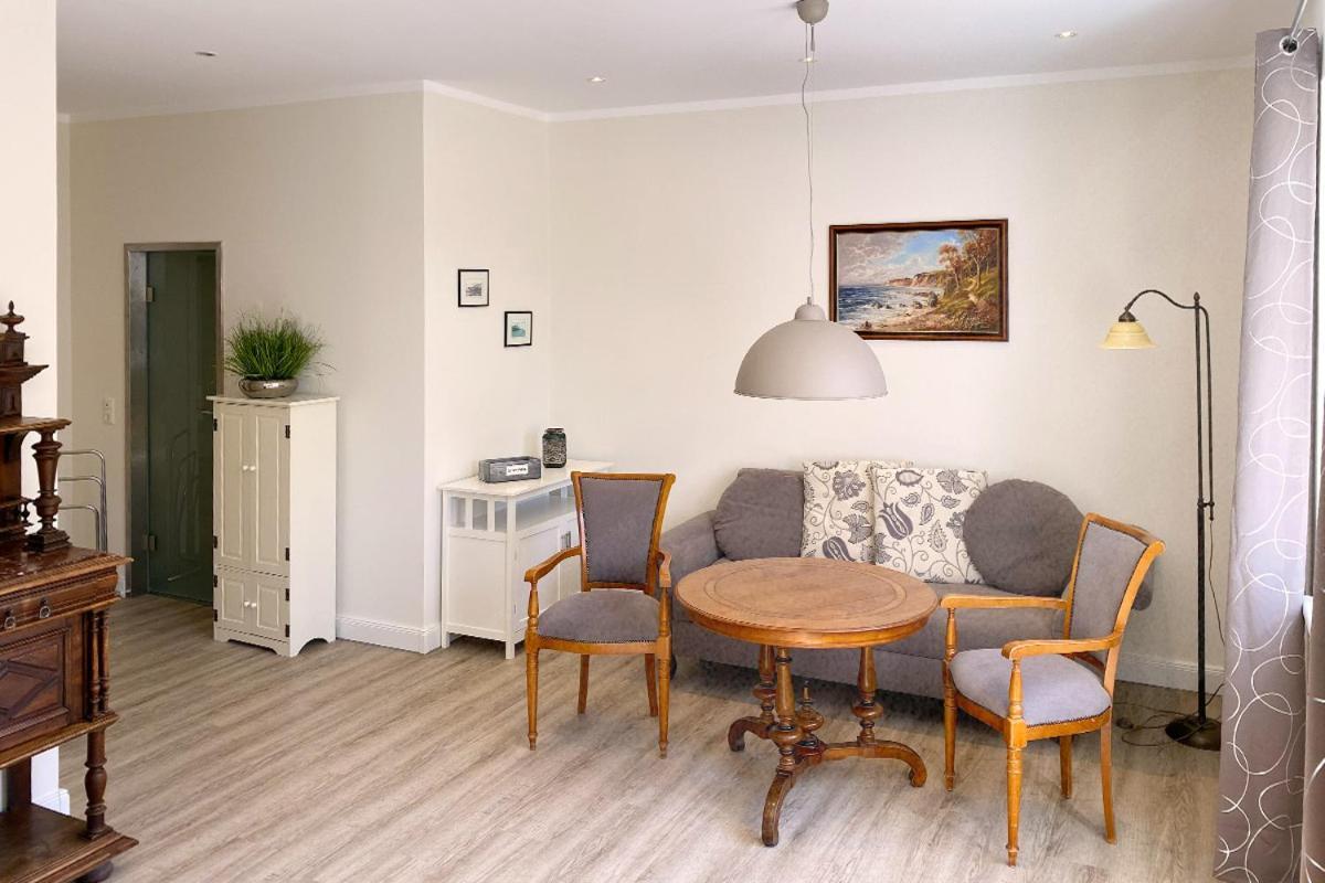 Hotel Zum Strandlaufer Ahrenshoop Kültér fotó