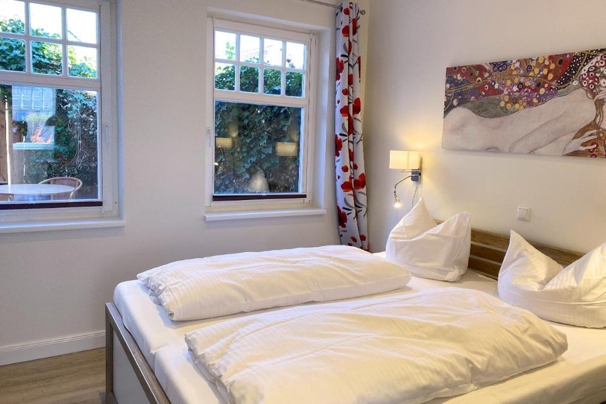 Hotel Zum Strandlaufer Ahrenshoop Kültér fotó