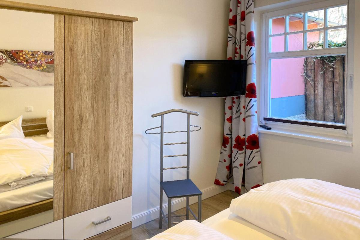 Hotel Zum Strandlaufer Ahrenshoop Kültér fotó